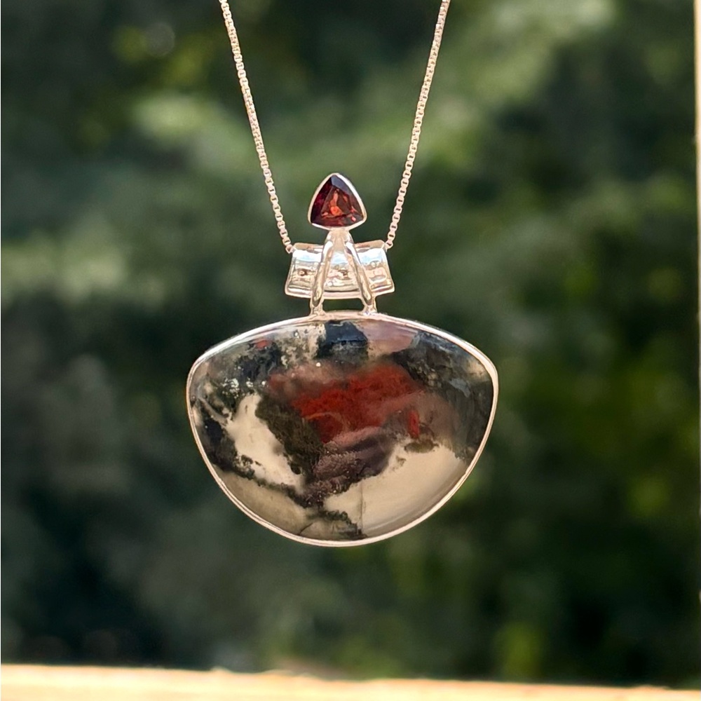 Bloodstone & Garnet Necklace - Picture 7 of 13